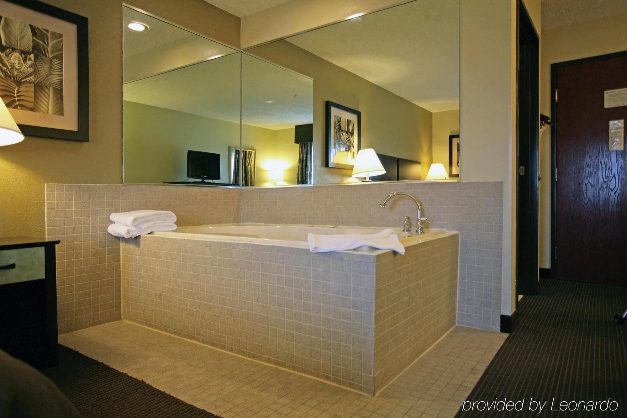 Baymont By Wyndham Dale Hotel Phòng bức ảnh